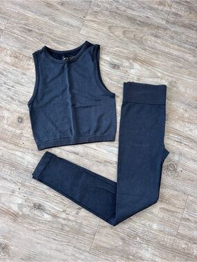 Seamless High-Waist Leggings & Crop Tank Set - Black
